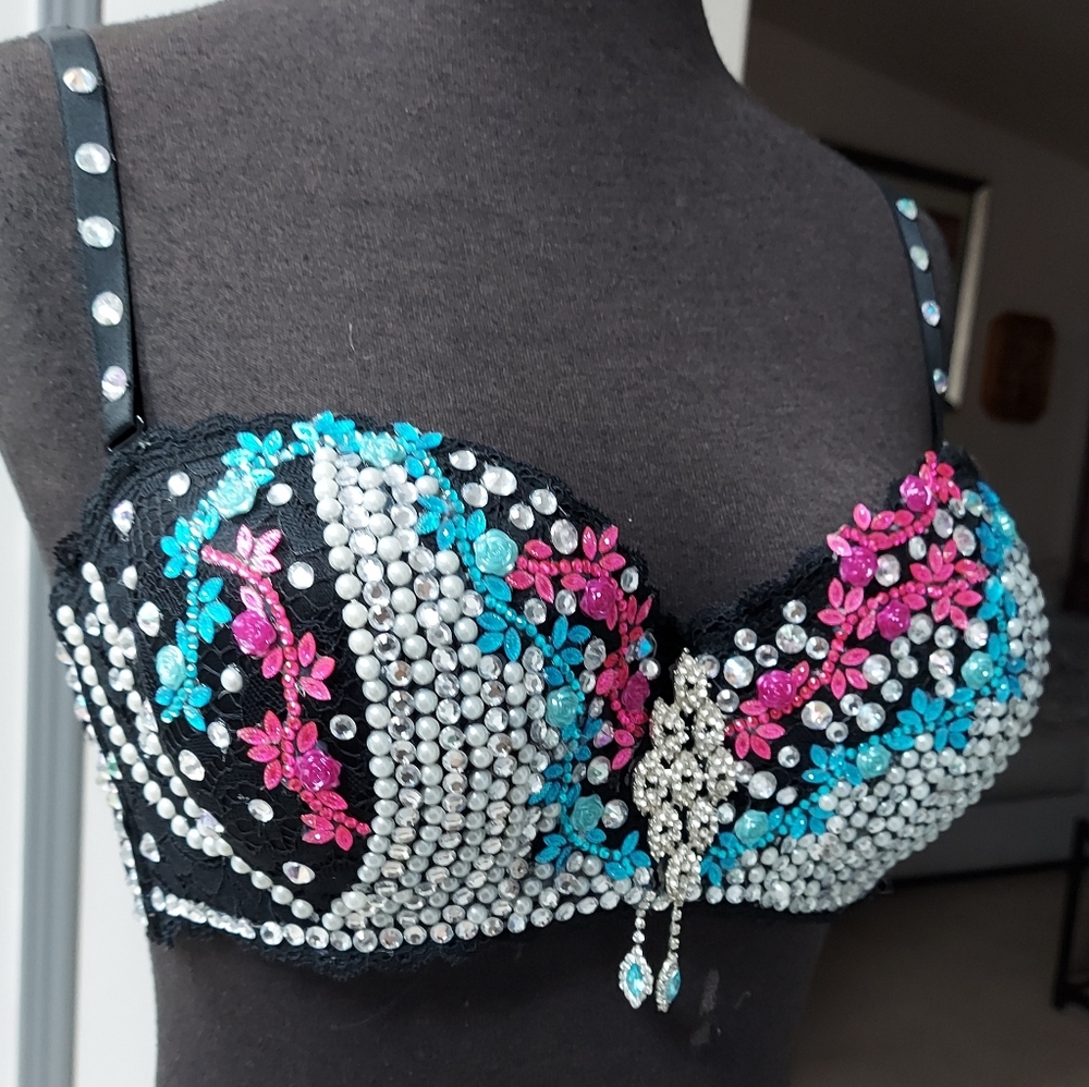 Hand-made Diamond Rave Bra - Picture 2 of 6
